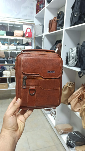 کیف مردانه دوشی سایز متوسط زارا